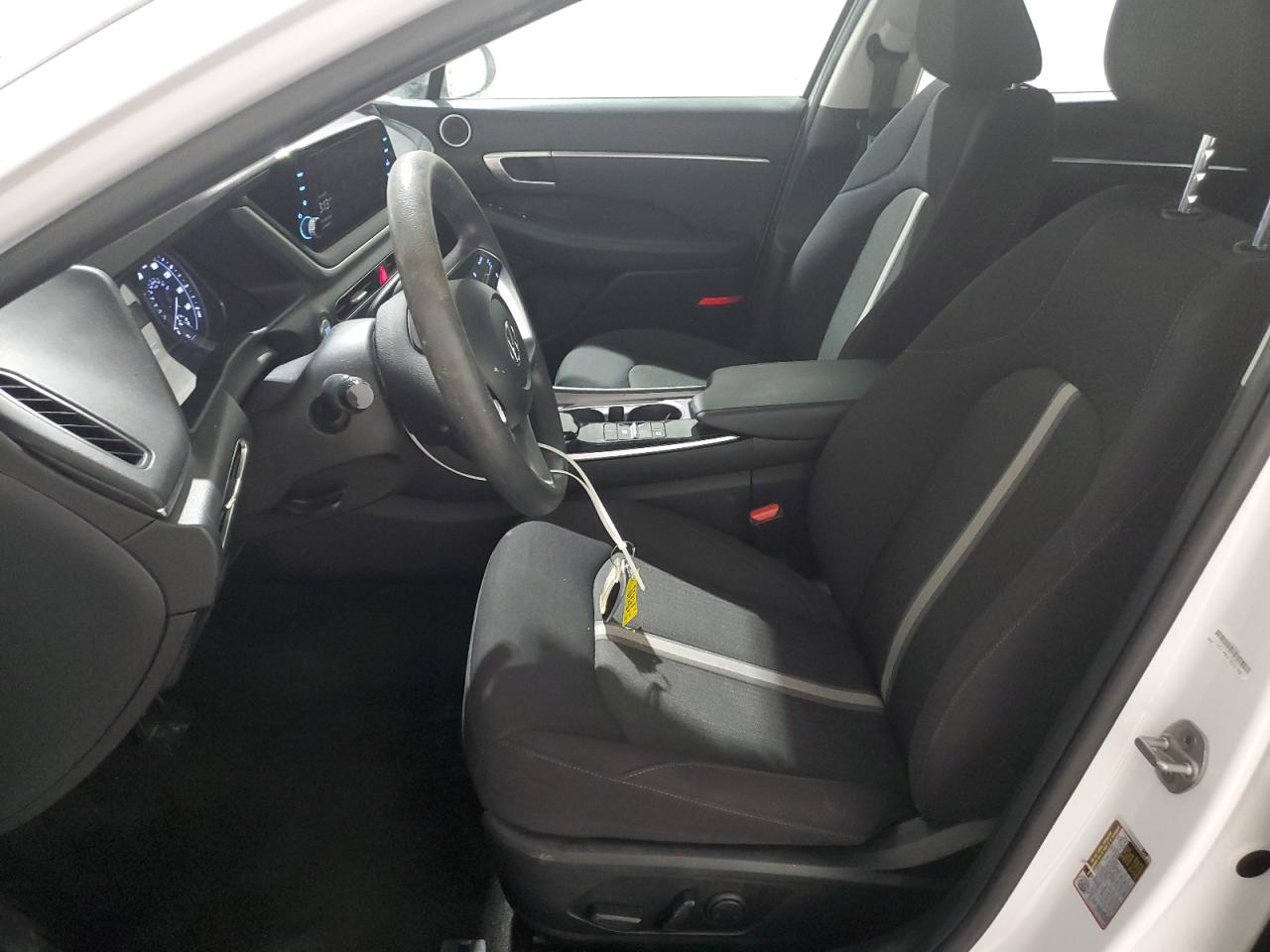 2023 Hyundai Sonata - Image 7