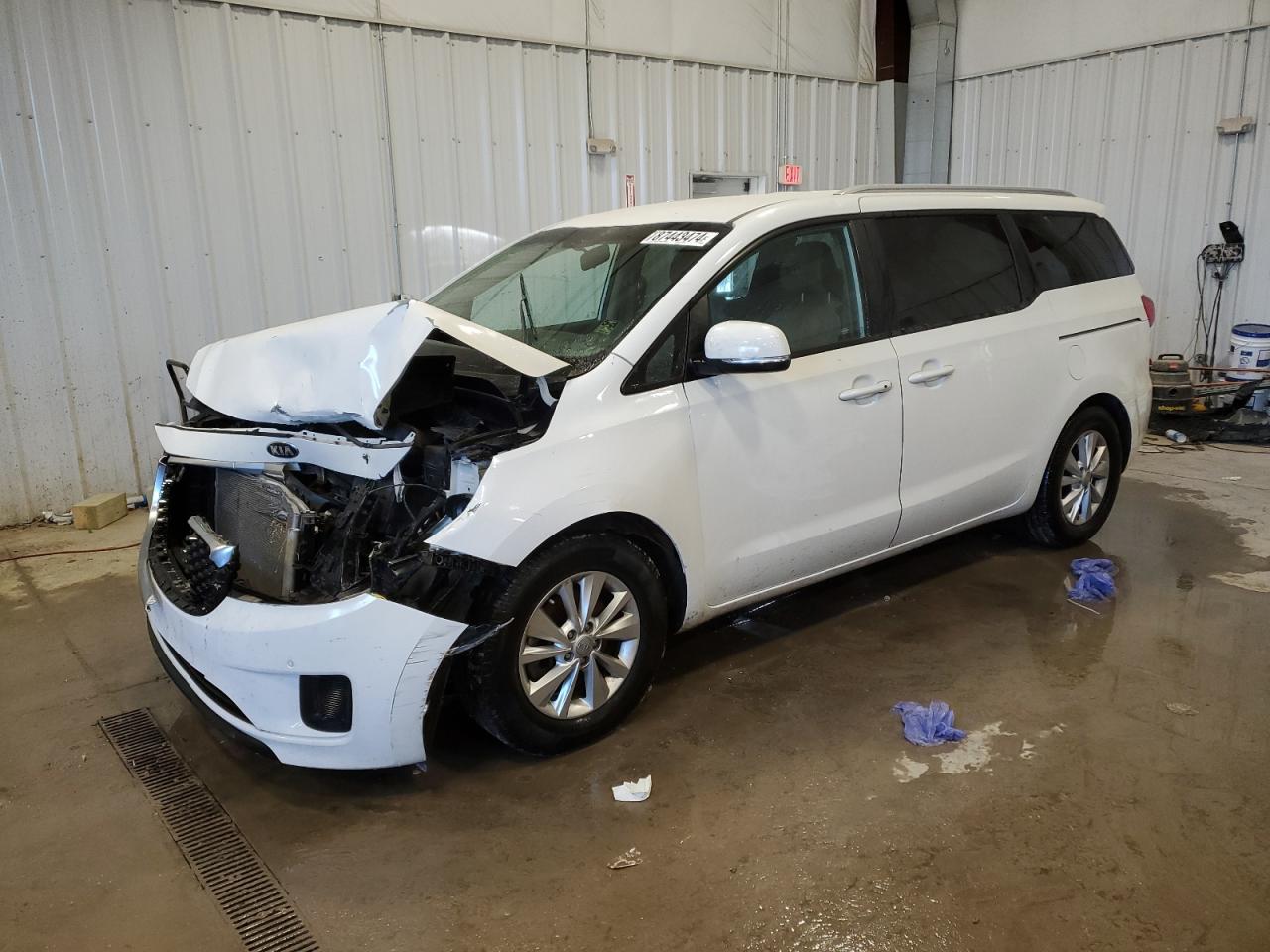 2017 Kia Sedona - Image 1