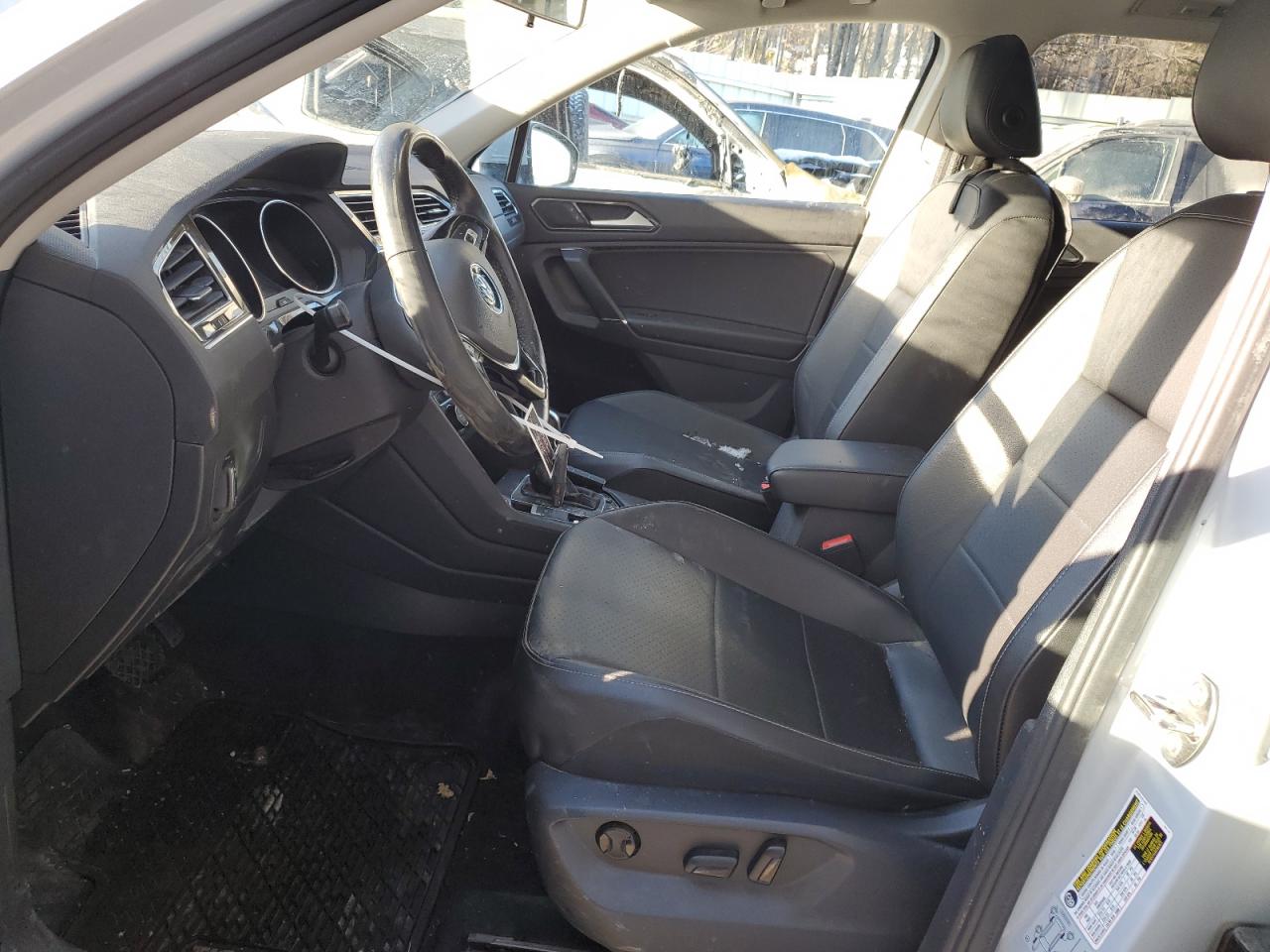 2018 Volkswagen Tiguan - Image 7