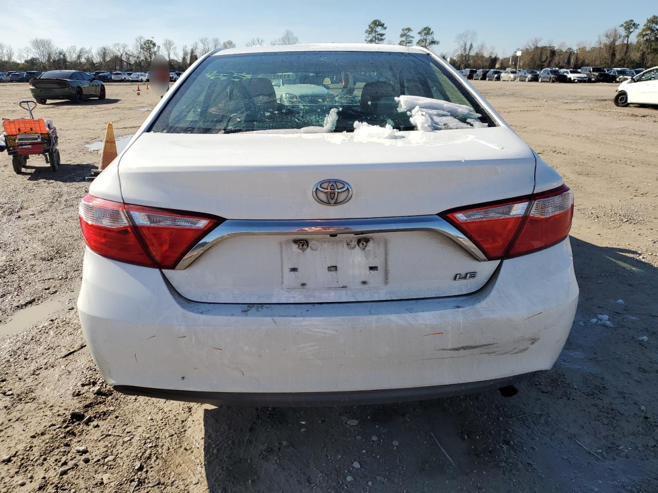 2015 Toyota Camry - Image 6