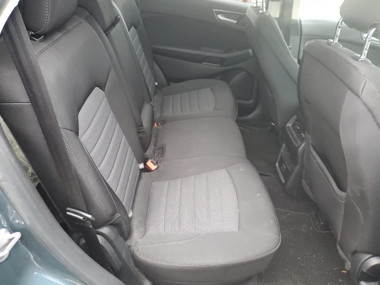 2016 Ford Edge - Image 11