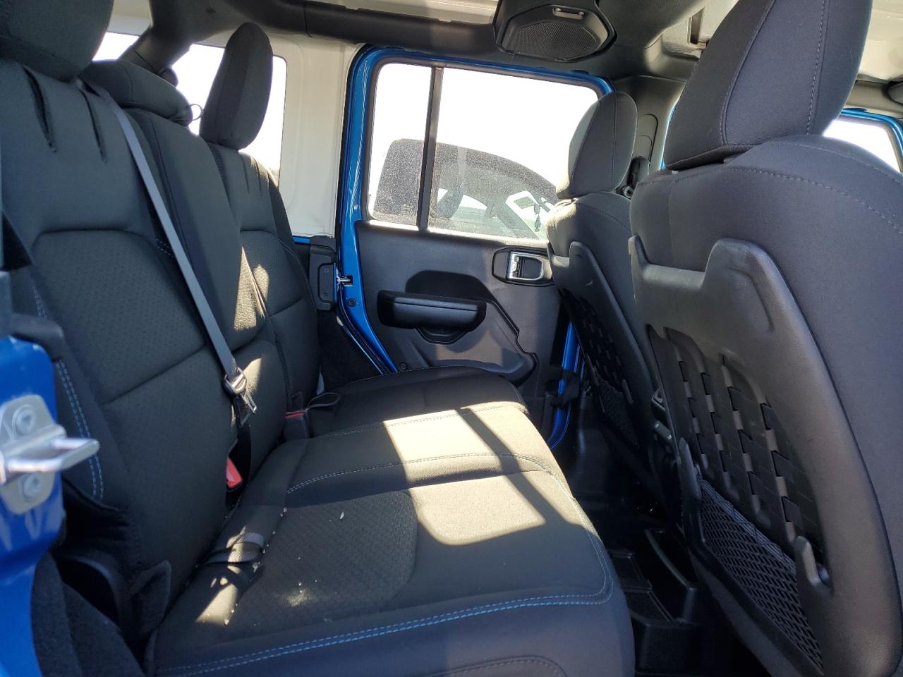 2021 Jeep Wrangler - Image 11