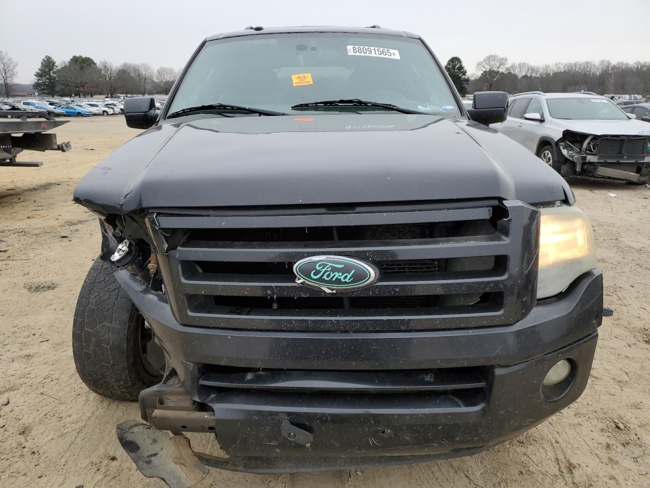 2010 Ford Expedition - Image 5