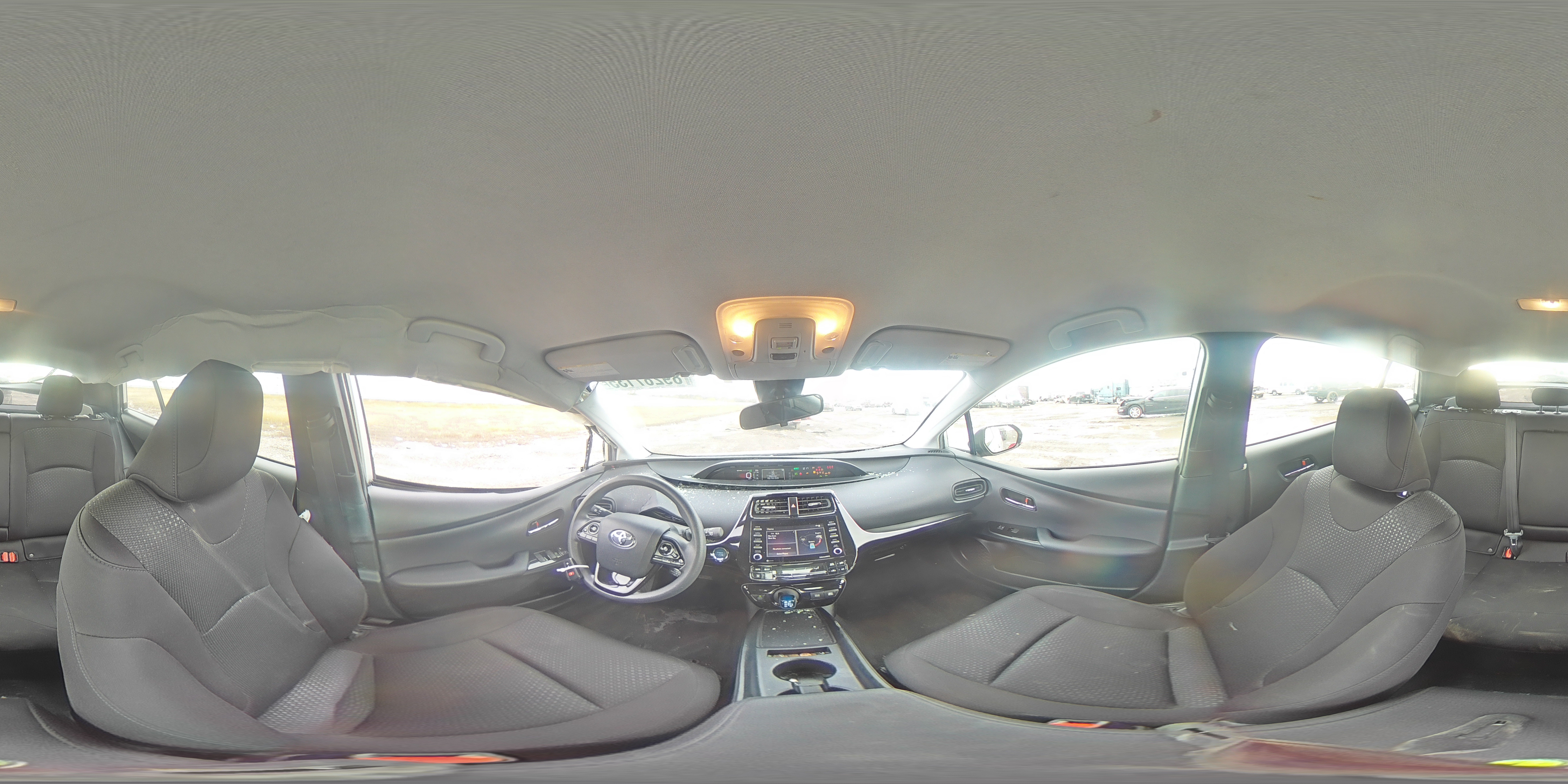 2022 Toyota Prius - Image 12