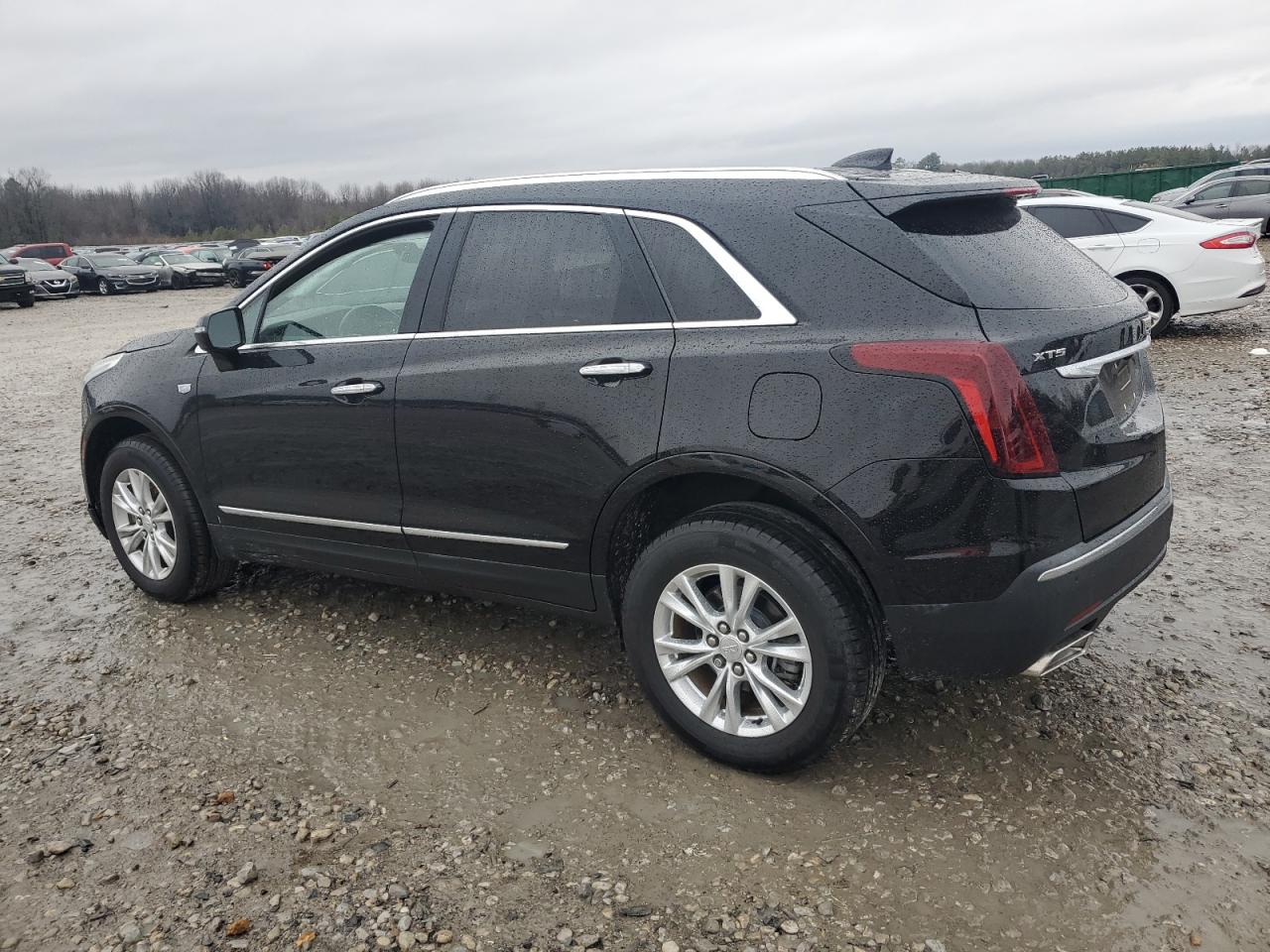 2020 Cadillac XT5 - Image 2