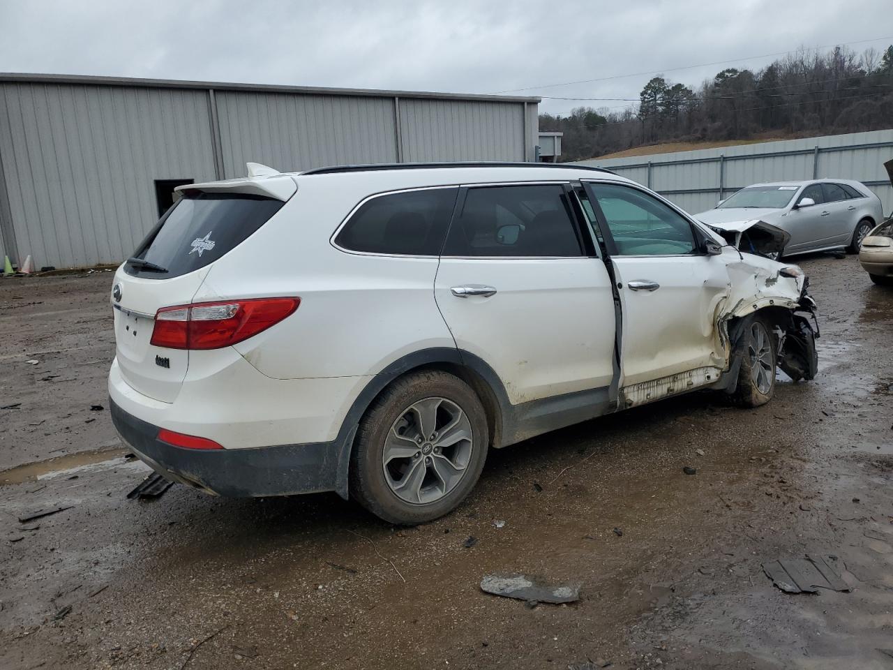2014 Hyundai Santa Fe - Image 3