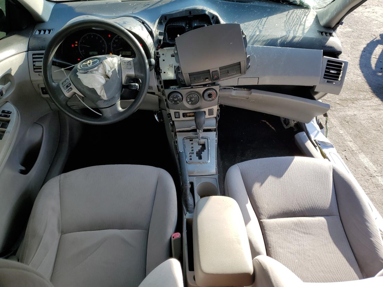 2011 Toyota Corolla - Image 8