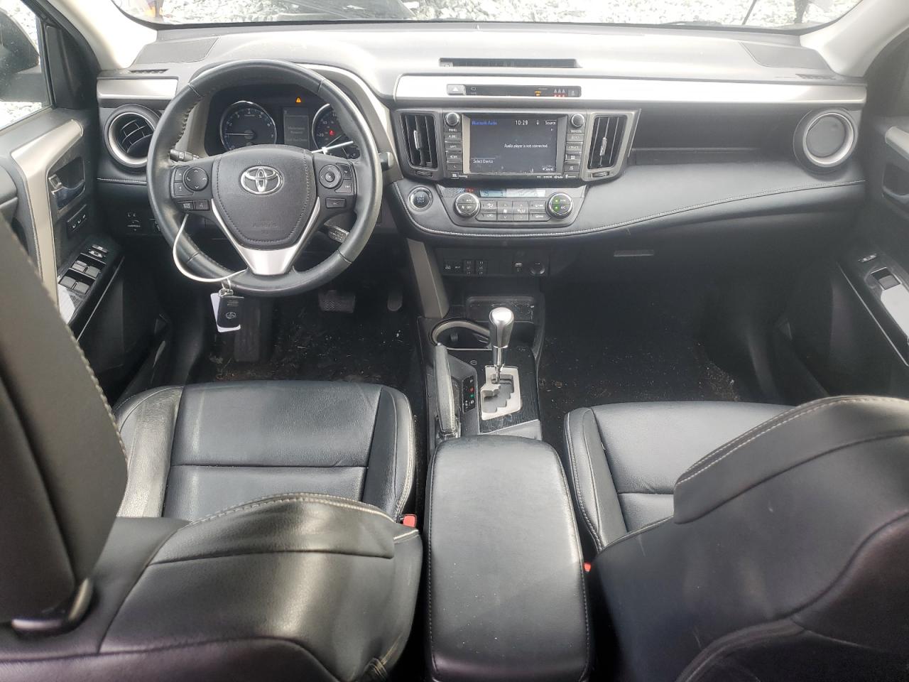 2018 Toyota RAV 4 - Image 8