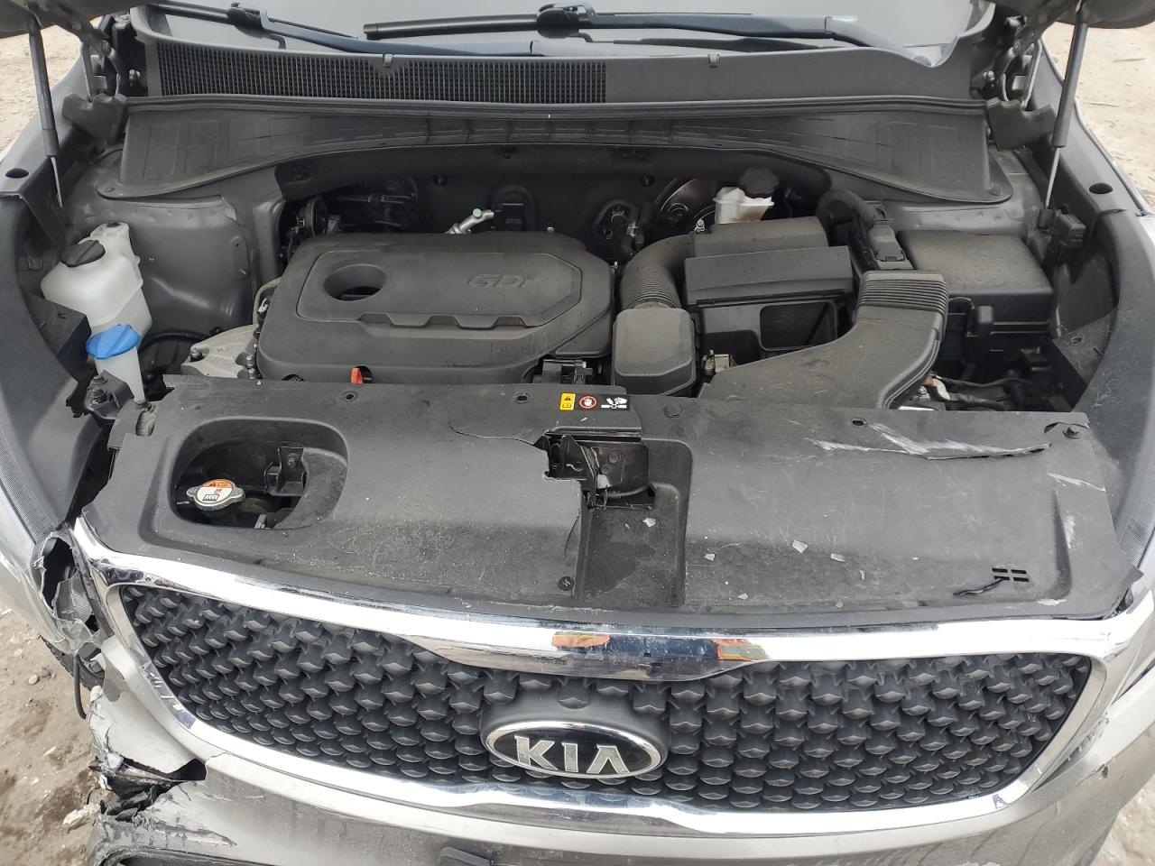 2018 Kia Sorento - Image 13