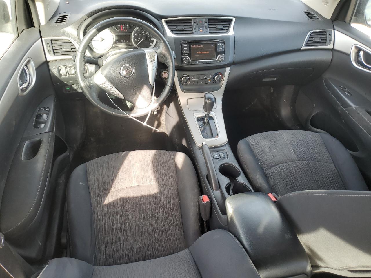 2015 Nissan Sentra - Image 8