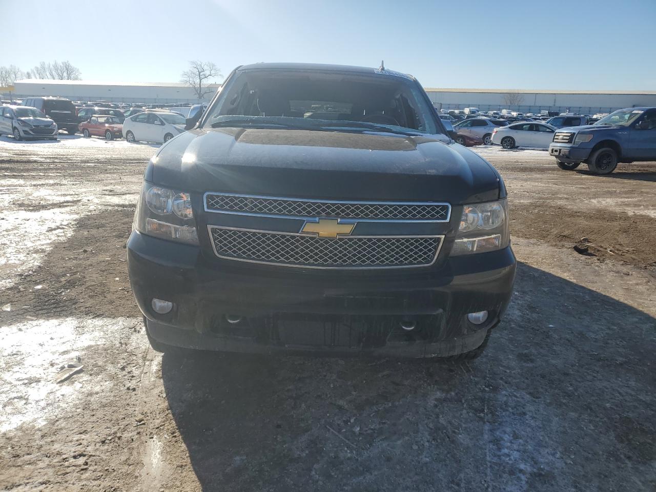 2013 Chevrolet Suburban - Image 5