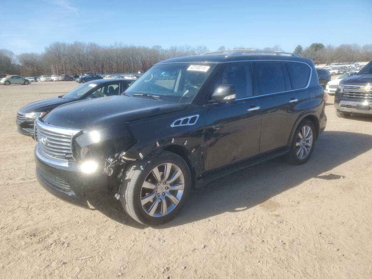 Infiniti QX56