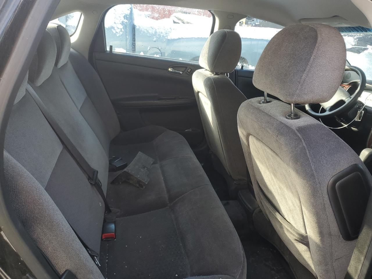 2009 Chevrolet Impala - Image 10