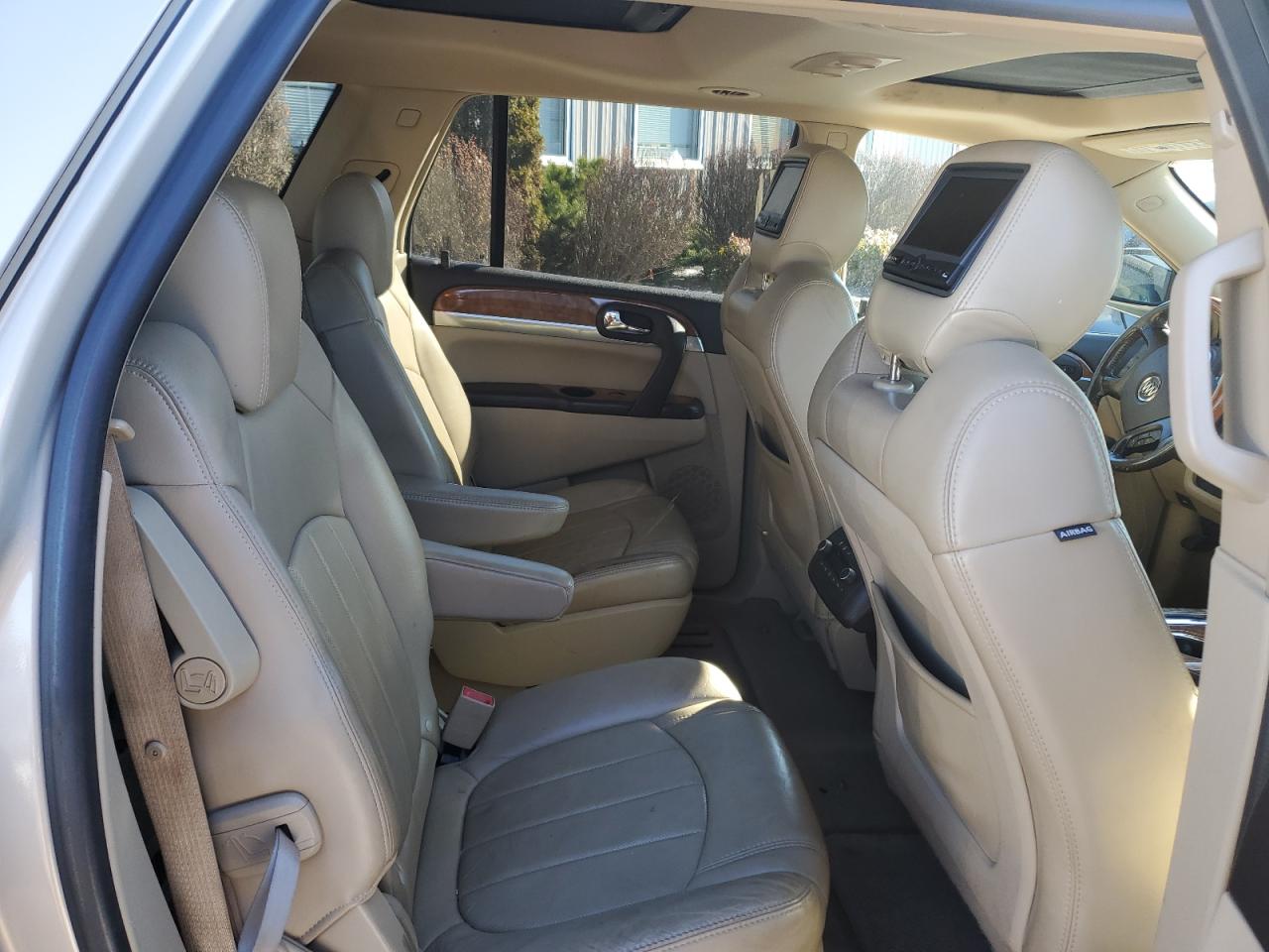 2010 Buick Enclave - Image 11