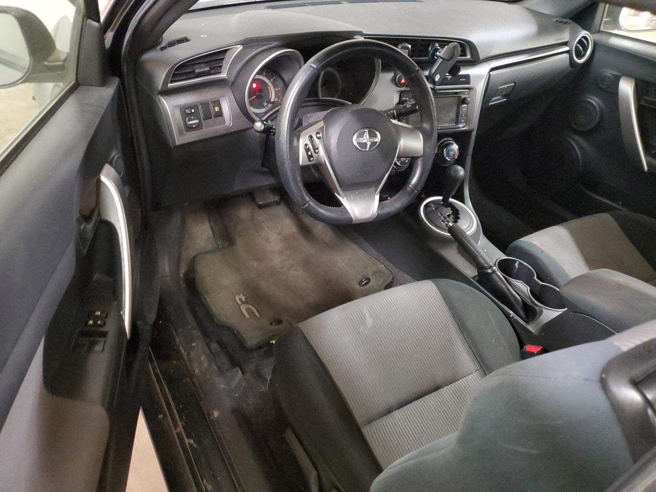 2015 Scion tC - Image 8