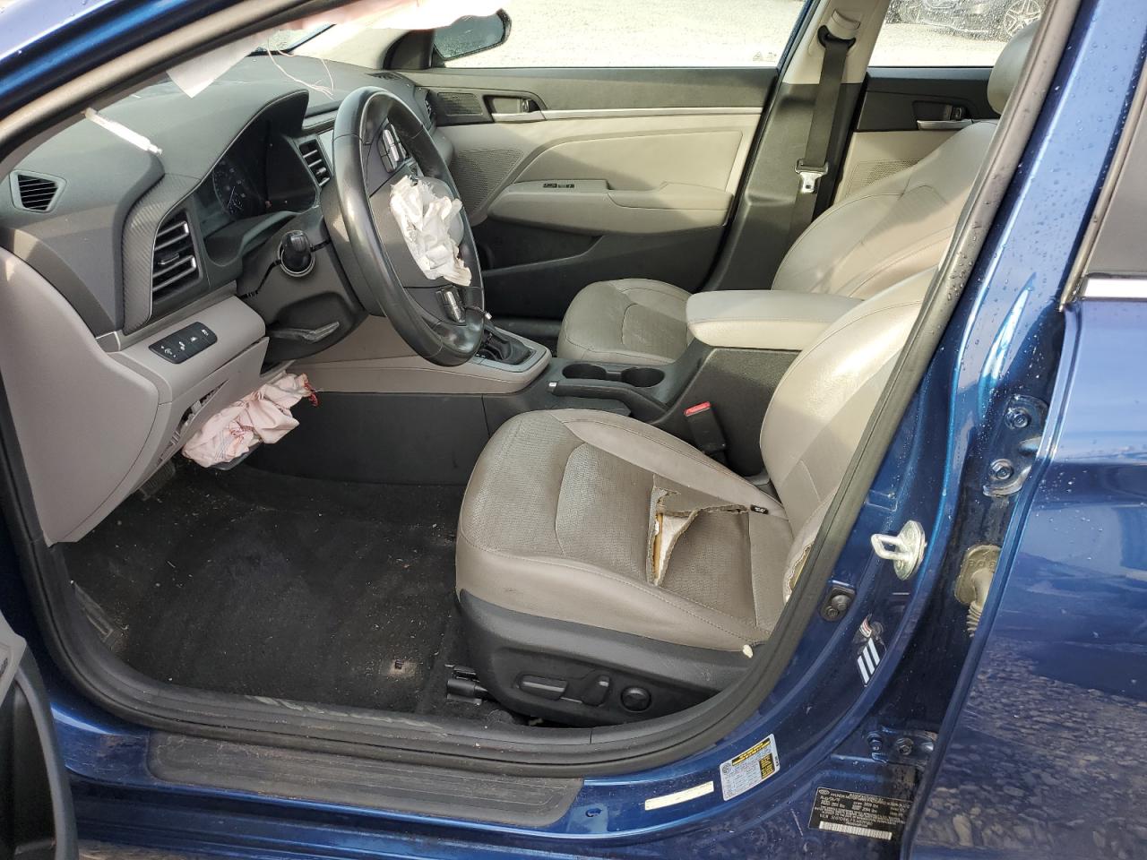 2020 Hyundai Elantra - Image 7