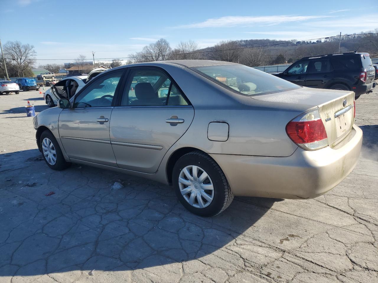 2005 Toyota Camry - Image 2
