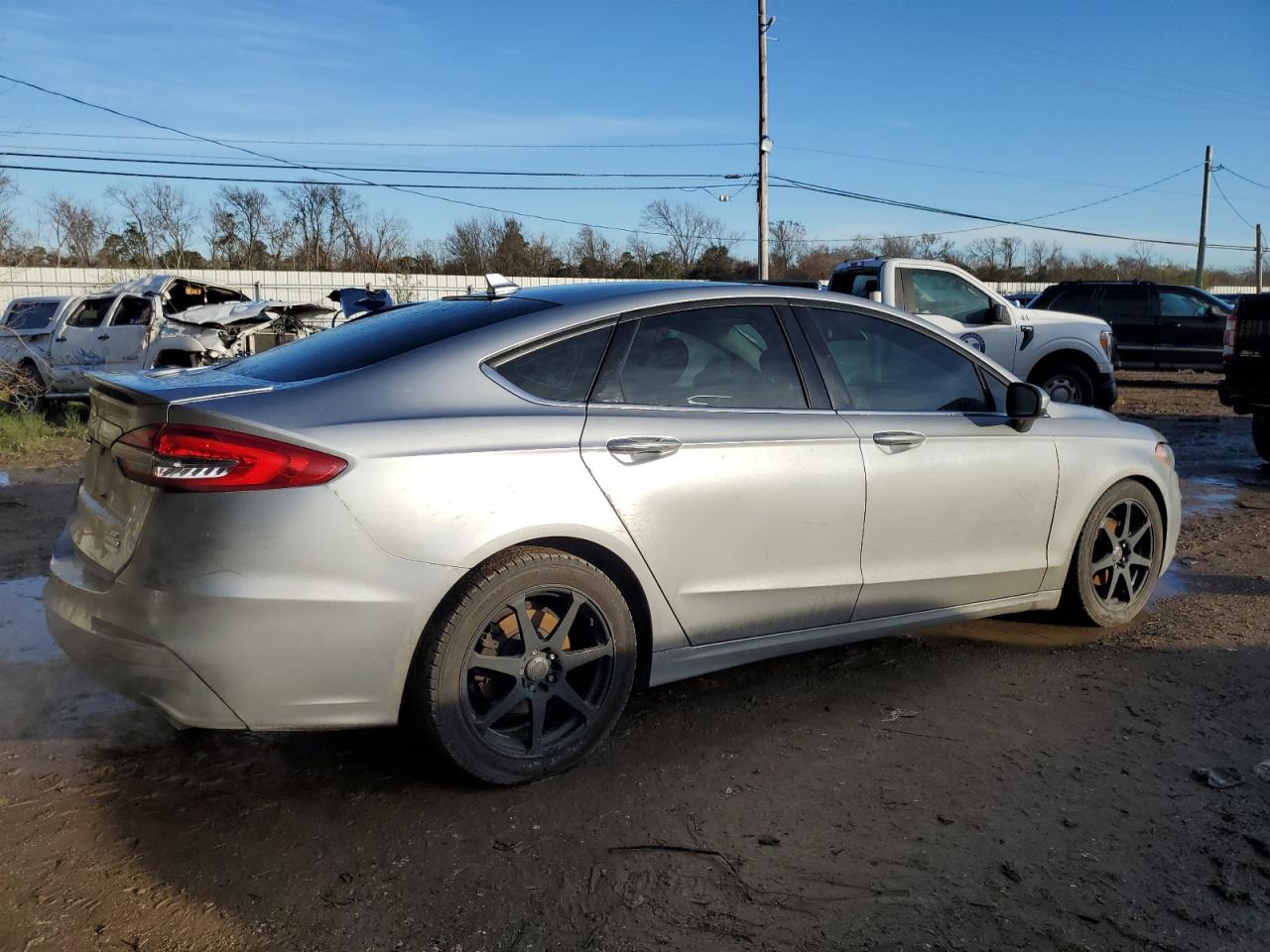 2020 Ford Fusion - Image 3