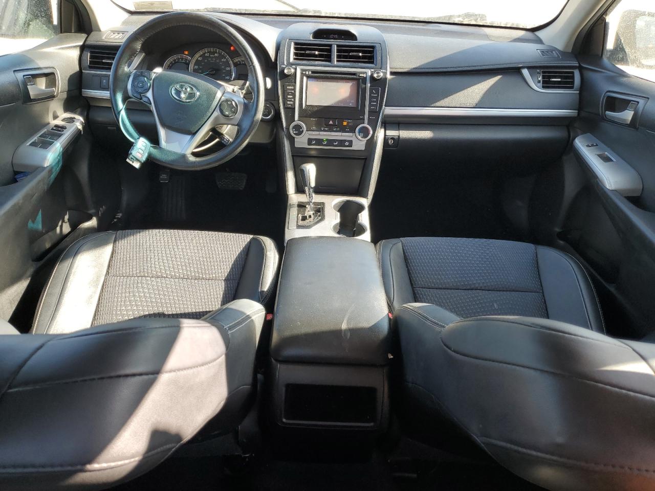 2014 Toyota Camry - Image 8