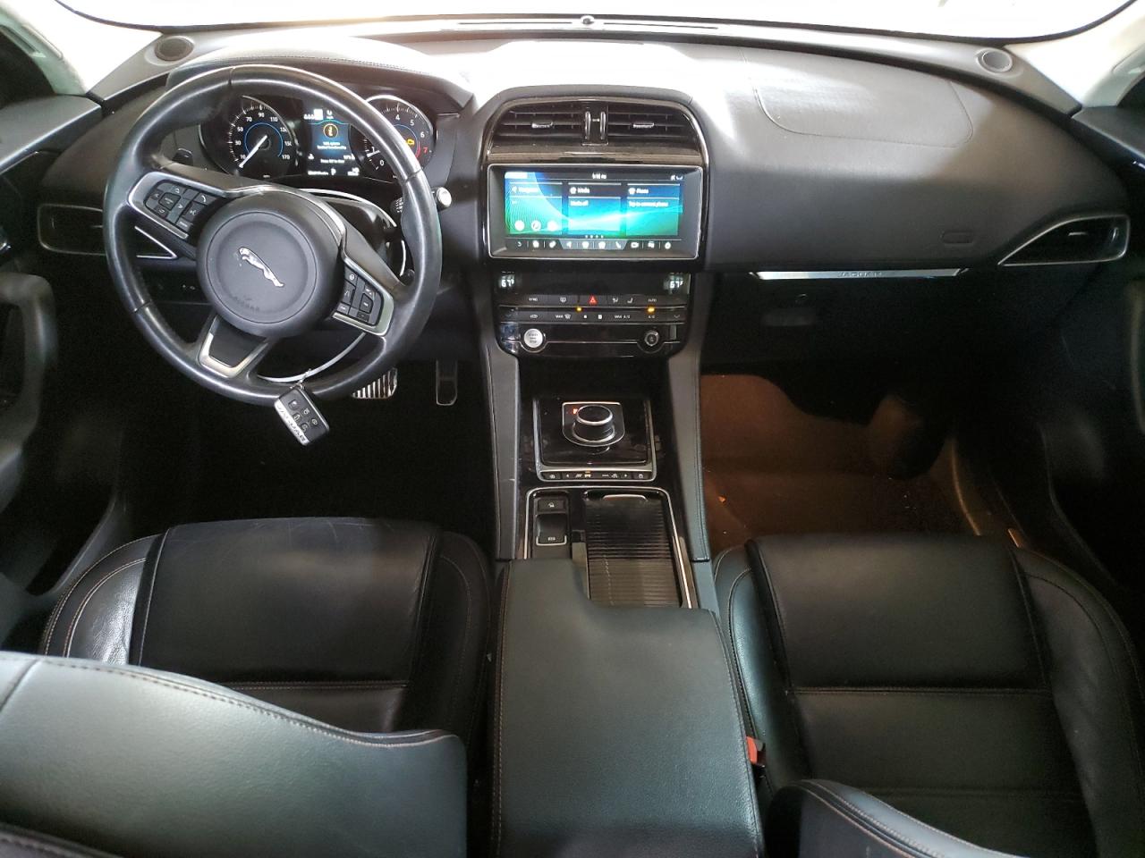 2019 Jaguar F-Pace - Image 8