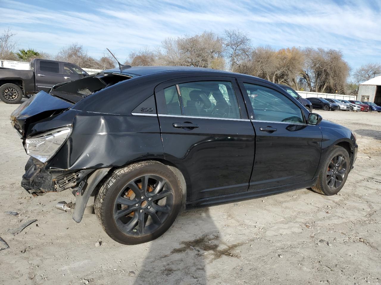 2014 Chrysler 200 - Image 3