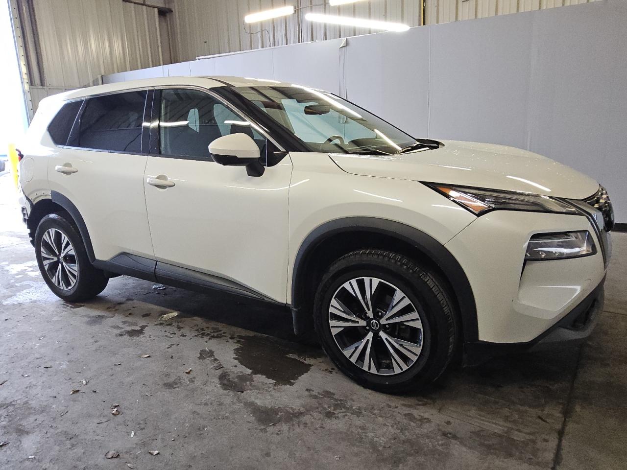 2021 Nissan Rogue - Image 4