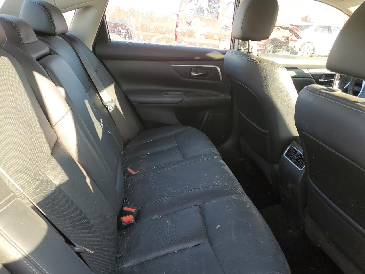 2016 Nissan Altima - Image 10