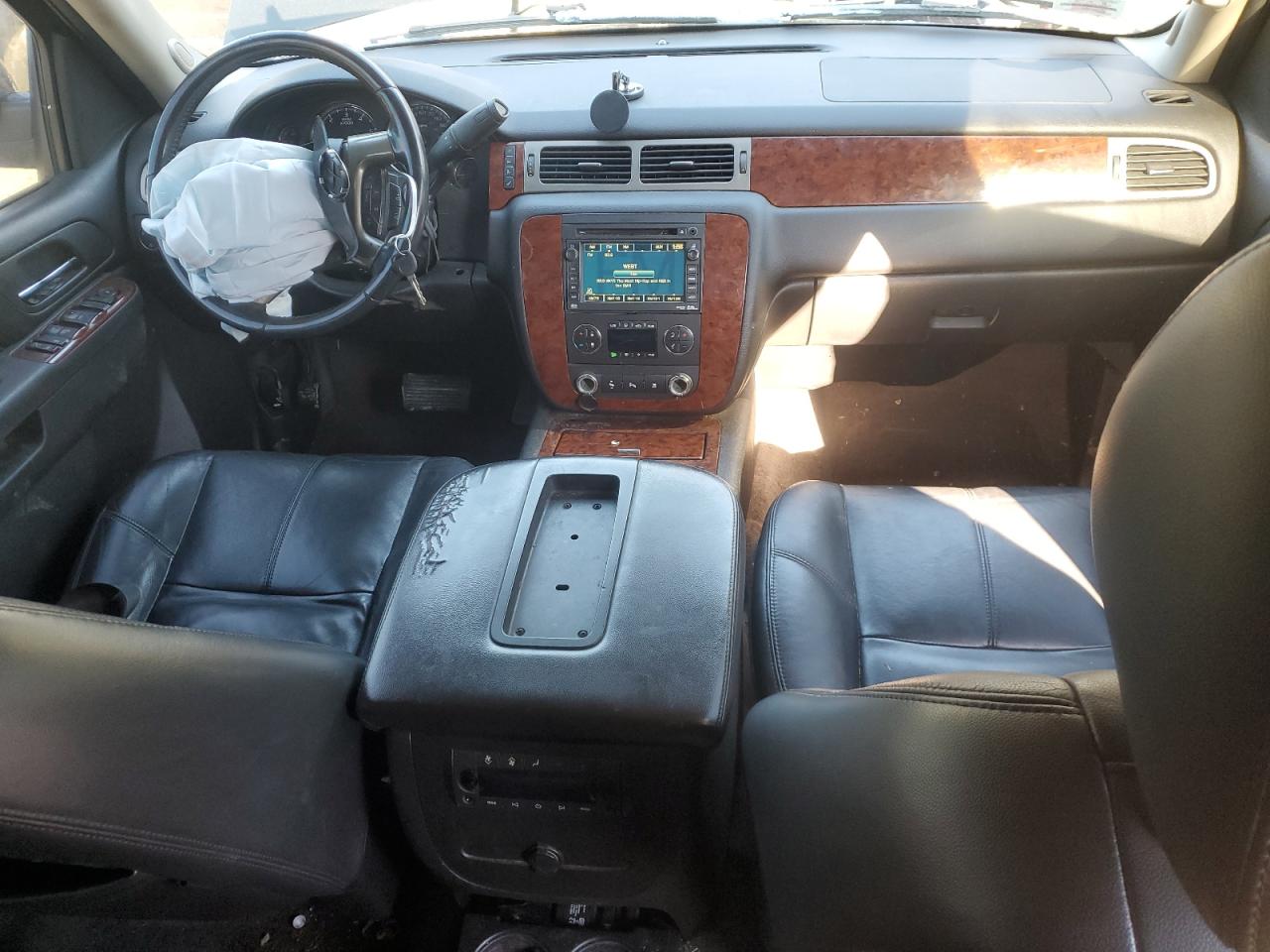 2011 Chevrolet Tahoe - Image 8