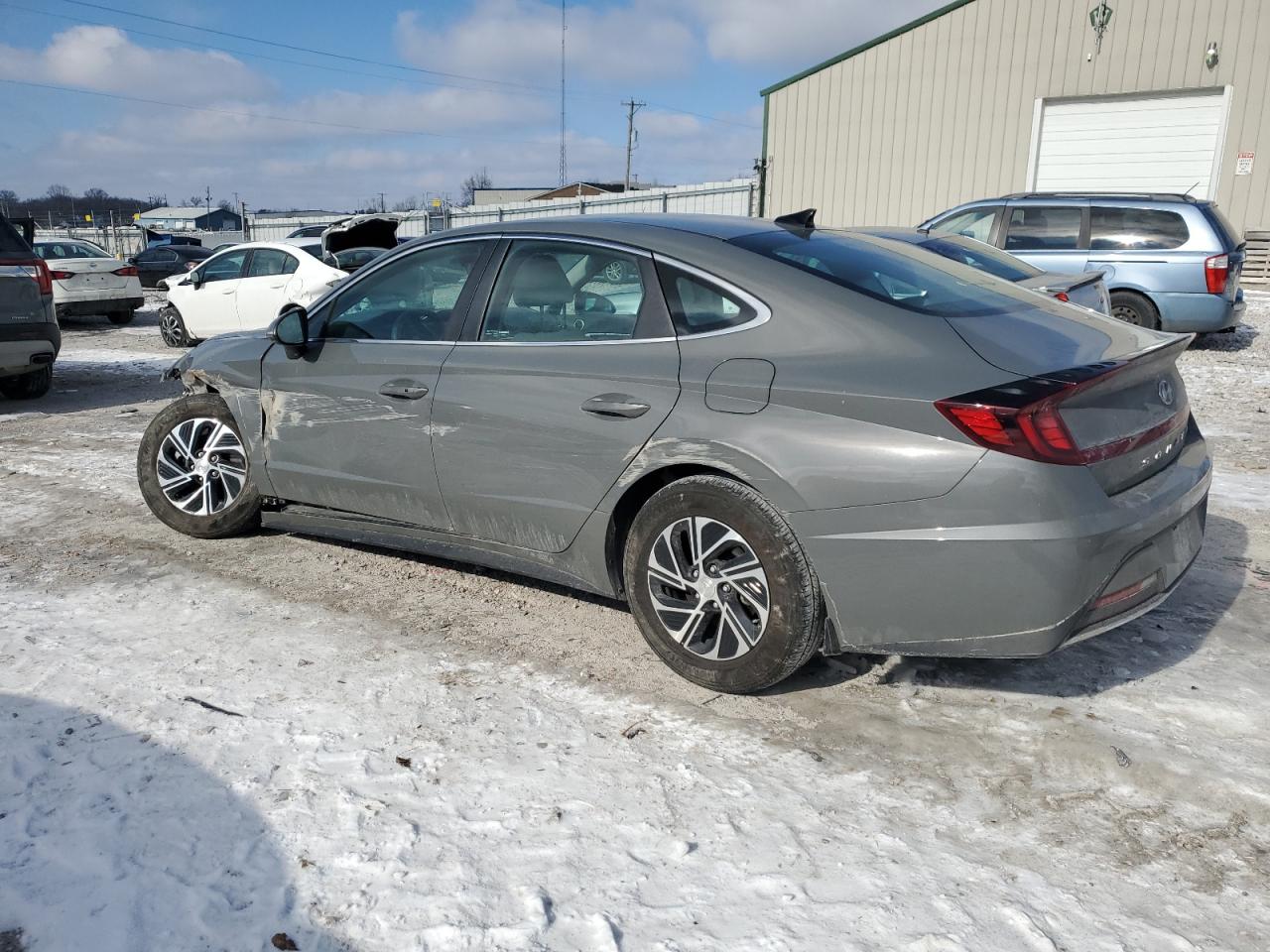 2023 Hyundai Sonata - Image 2