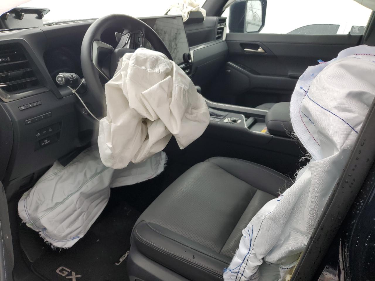 2024 Lexus GX - Image 7