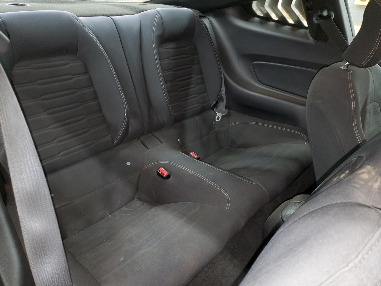 2015 Ford Mustang - Image 11