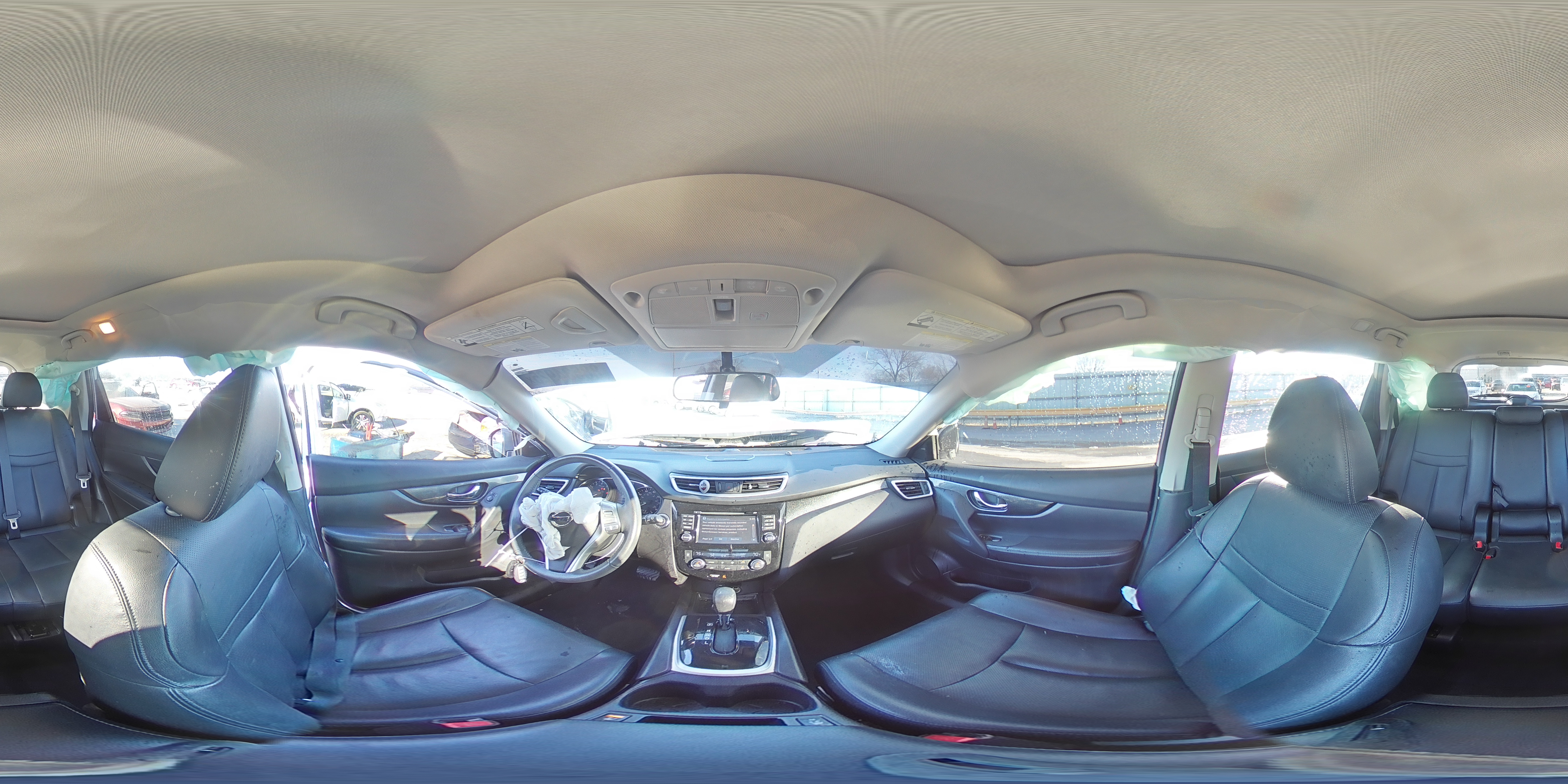 2016 Nissan Rogue - Image 16