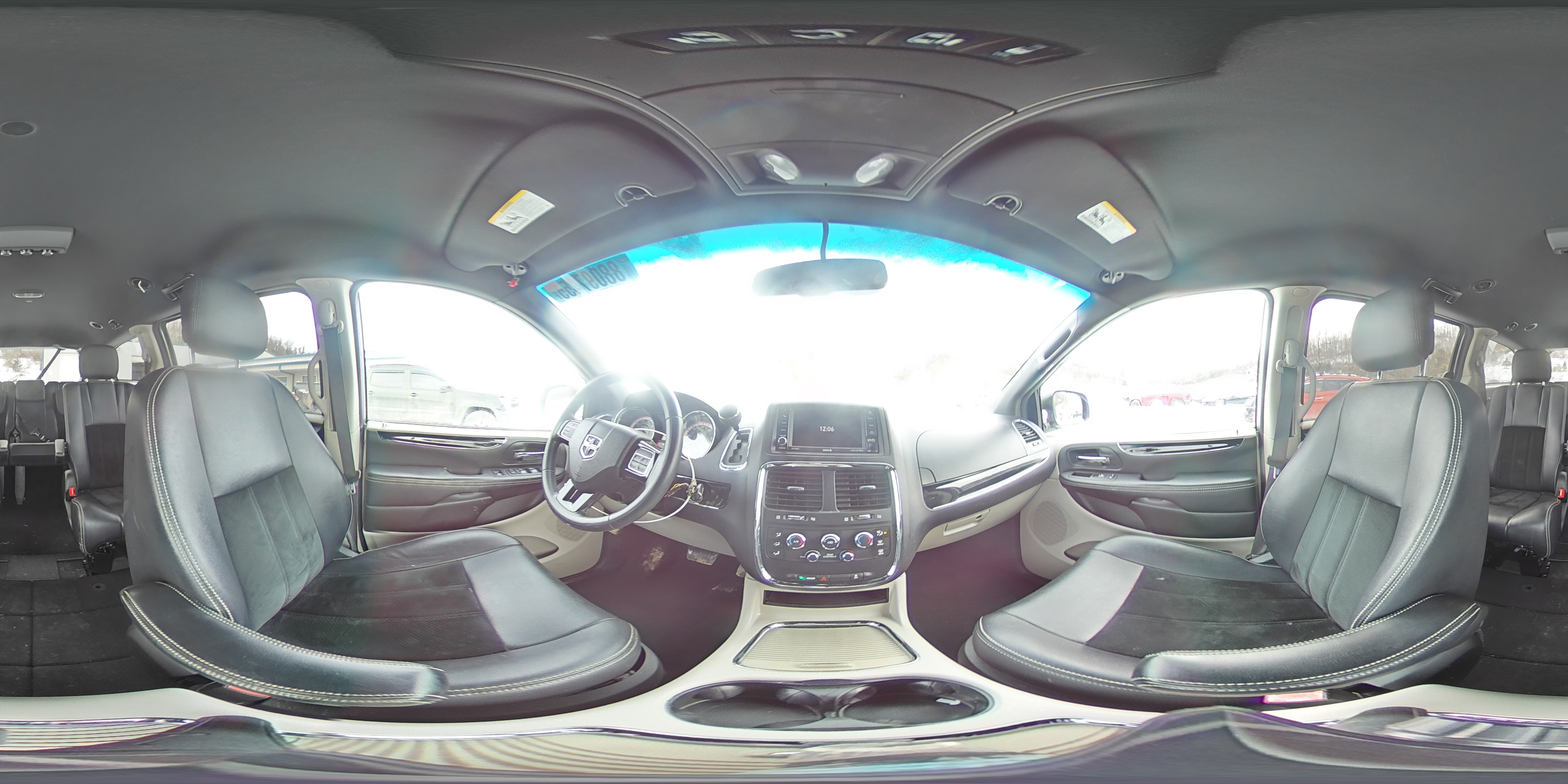 2017 Dodge Grand Caravan Sxt VIN: 2C4RDGCG3HR700156 Lot: 88097455