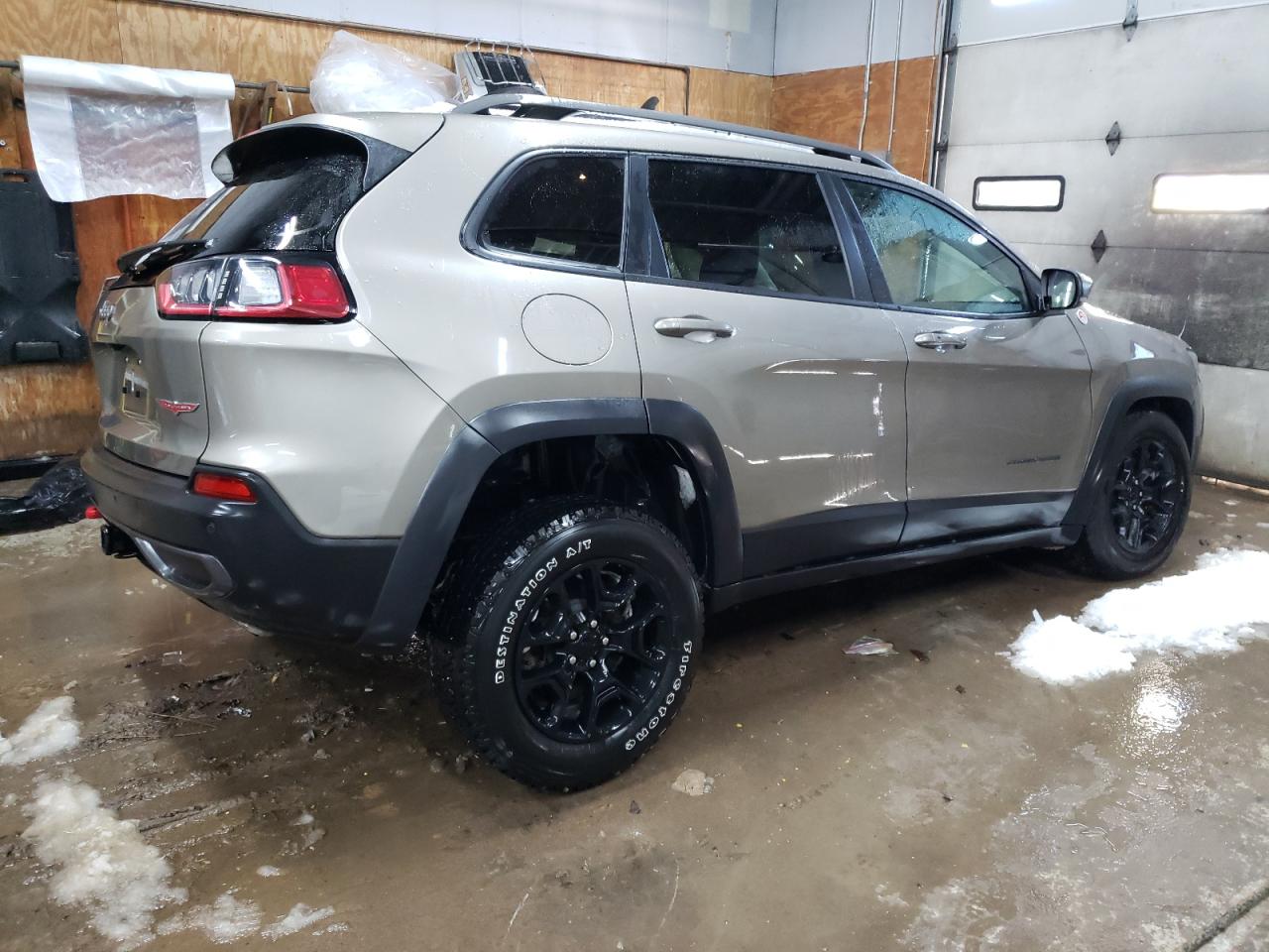 2021 Jeep Cherokee - Image 3
