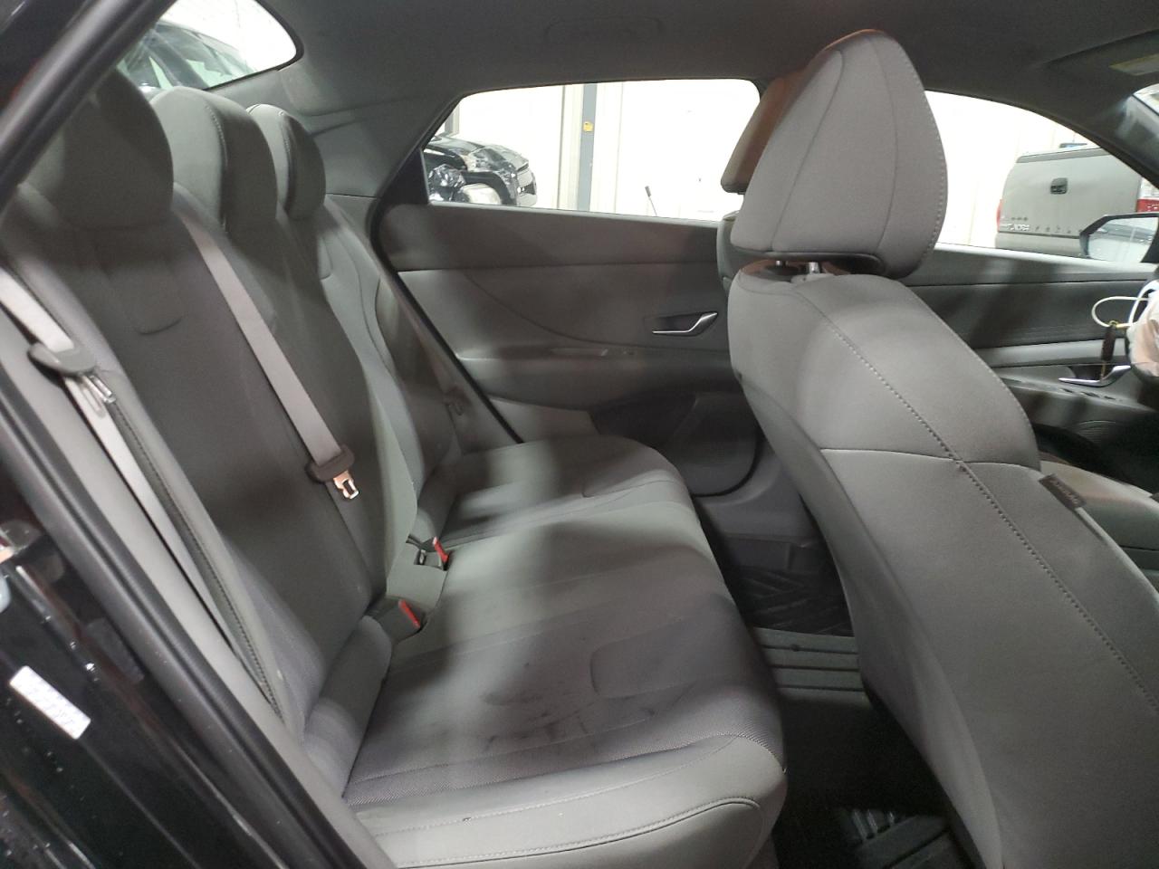 2023 Hyundai Elantra - Image 10