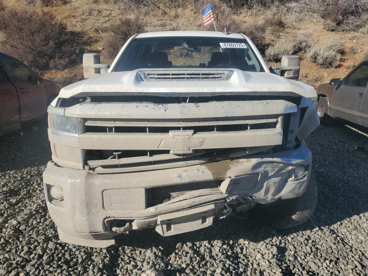 2019 Chevrolet Silverado - Image 5