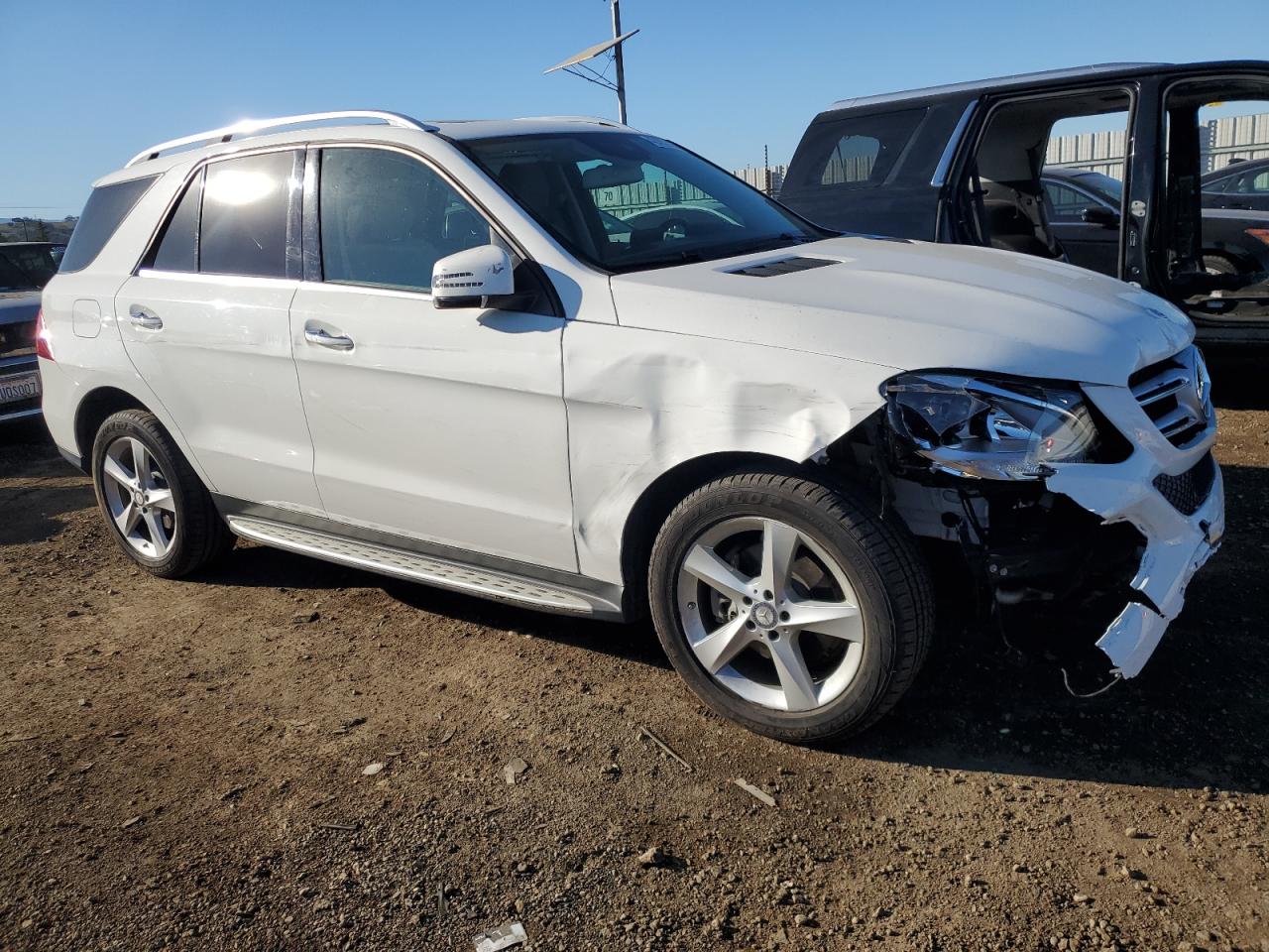 2016 Mercedes-Benz GLE - Image 4
