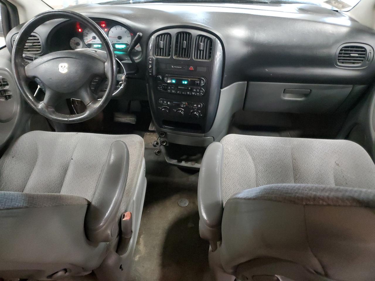 2006 Dodge Caravan - Image 8