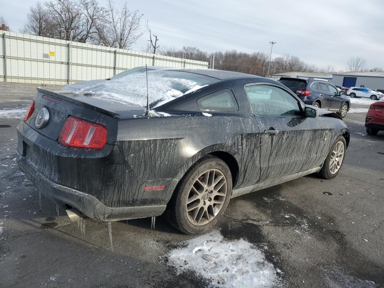 2012 Ford Mustang - Image 3