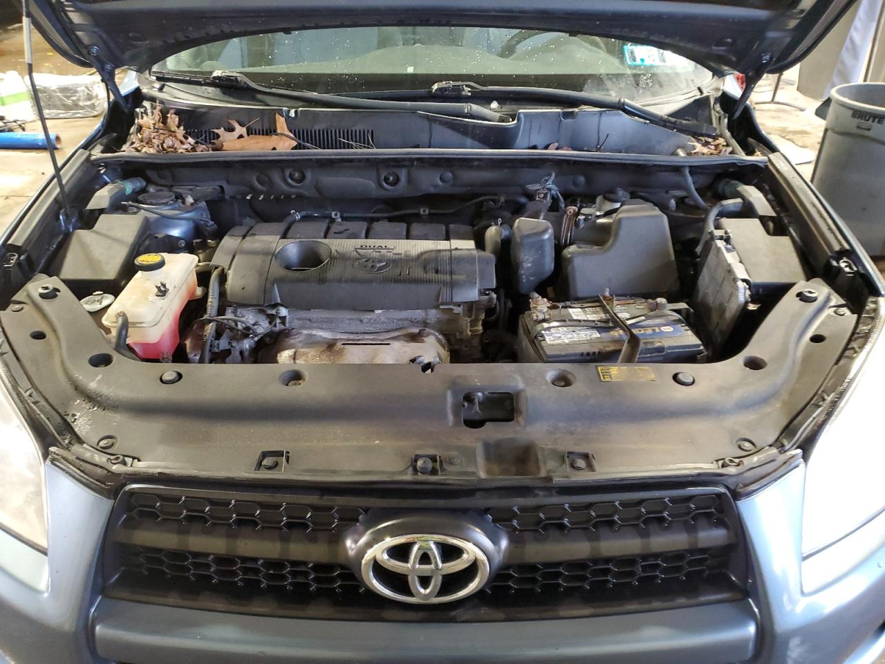 2012 Toyota RAV 4 - Image 12
