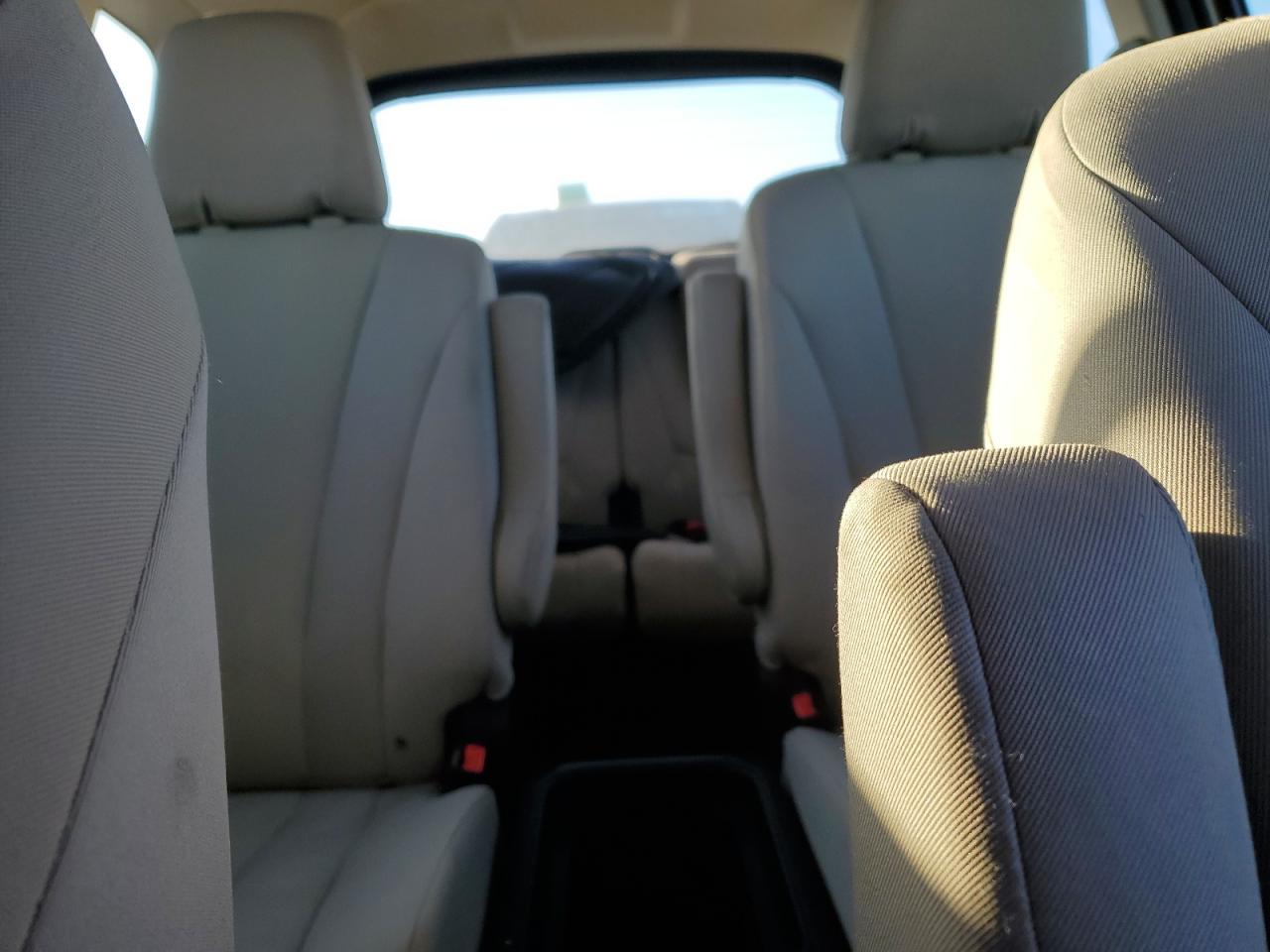 2014 Mazda 5 - Image 10