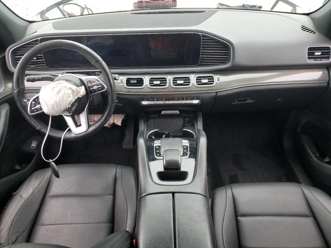 2020 Mercedes-Benz GLE - Image 8