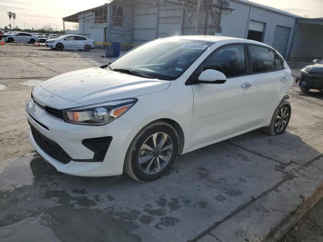  KIA RIO 2022 Білий