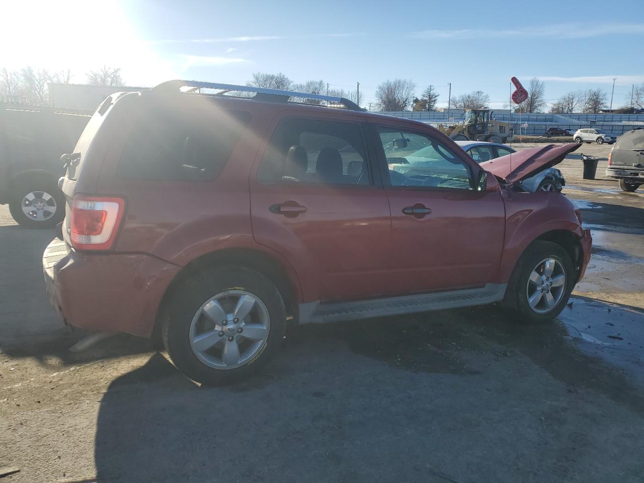 2010 Ford Escape - Image 3