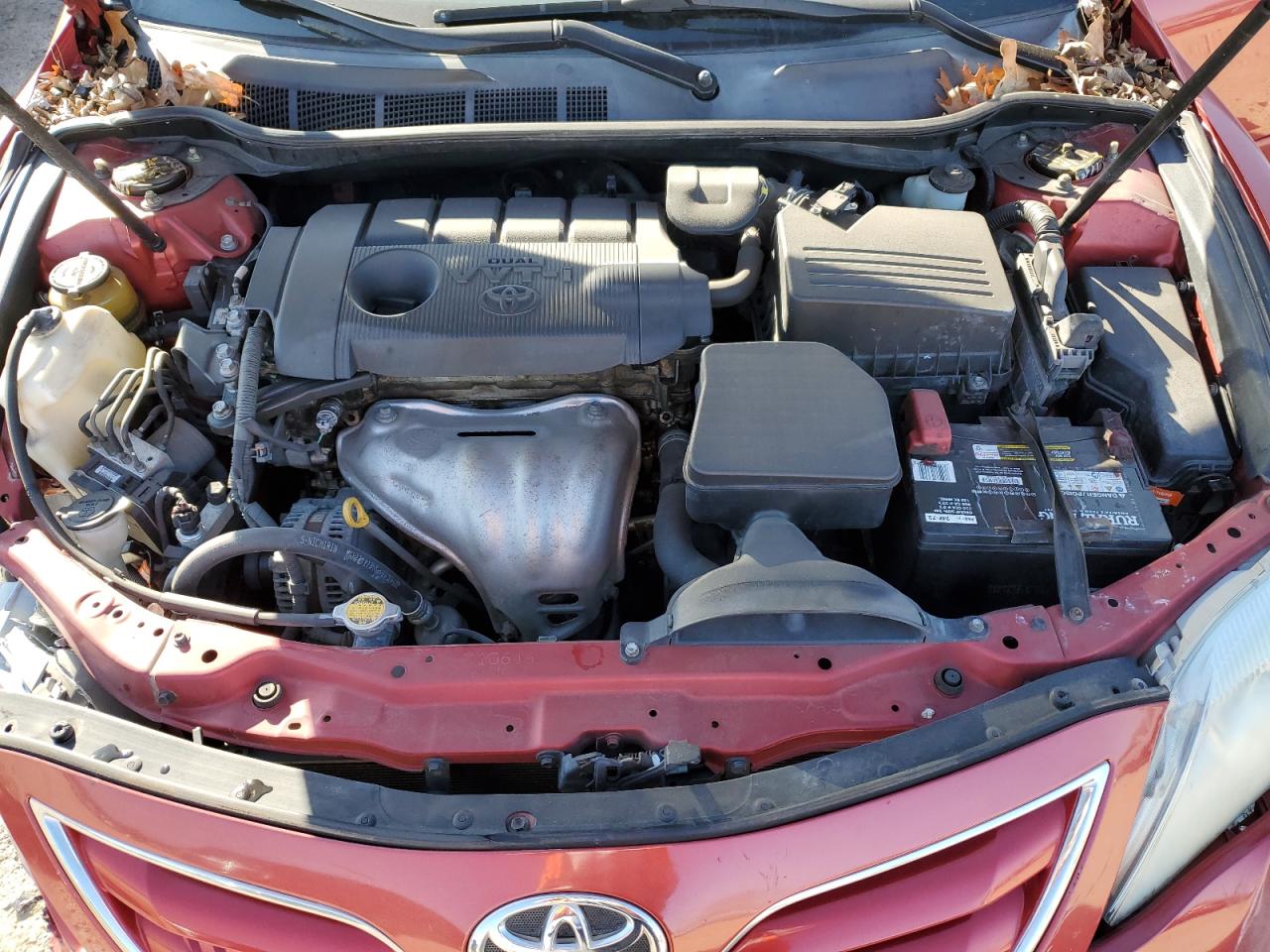 2010 Toyota Camry - Image 11