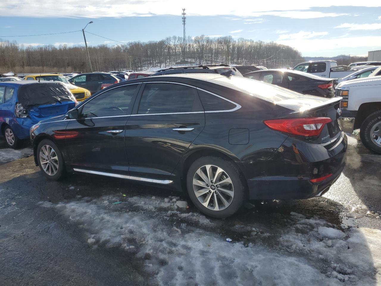 2015 Hyundai Sonata - Image 2