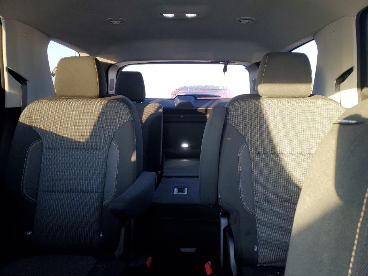 2021 Chevrolet Traverse - Image 10