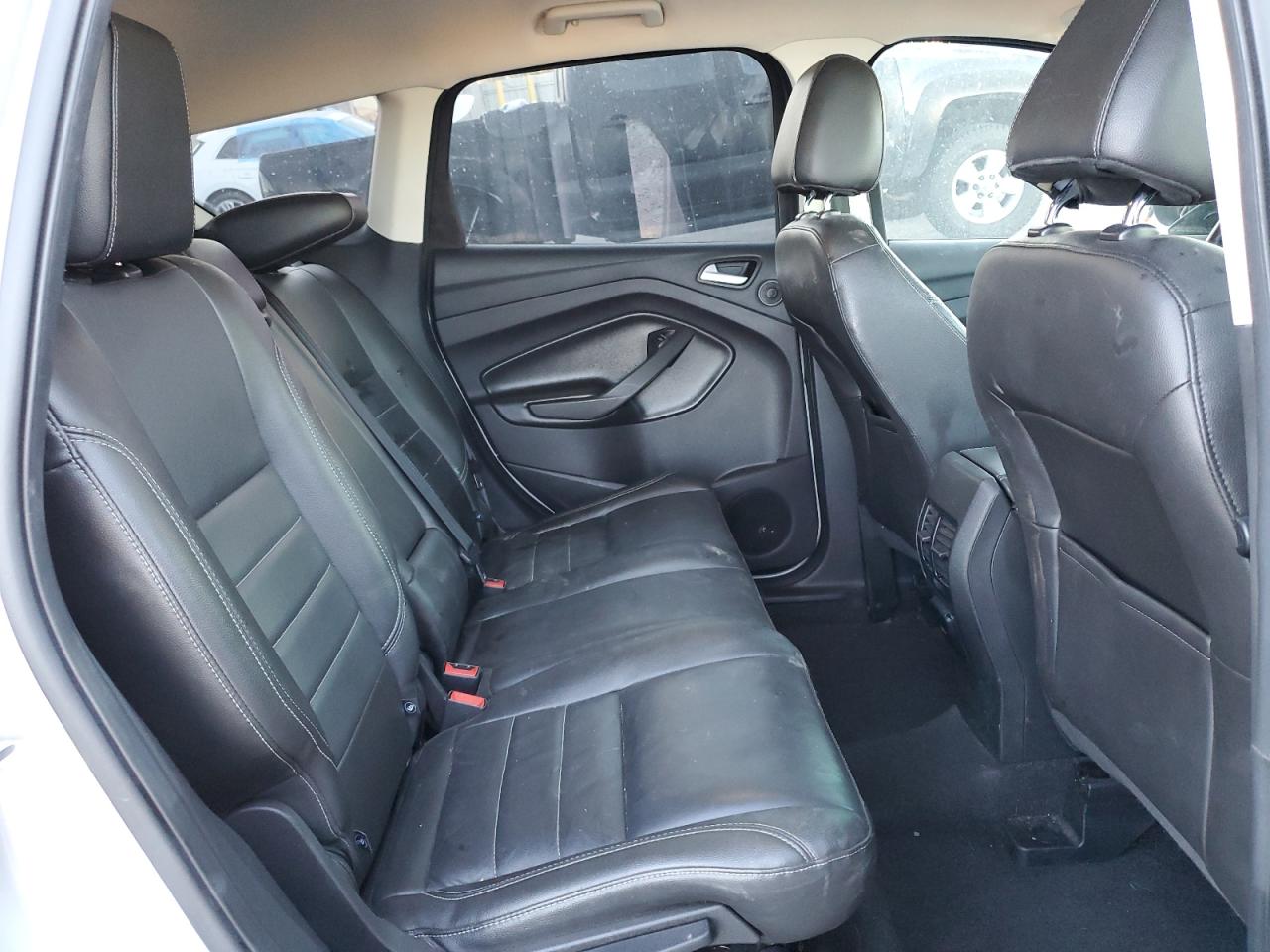2016 Ford Escape - Image 11