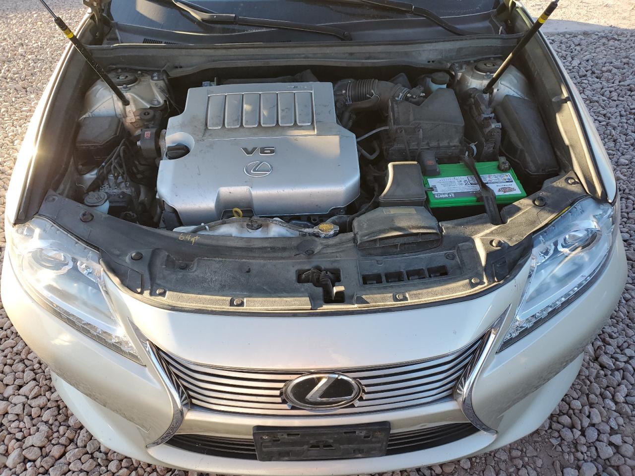 2013 Lexus ES - Image 11