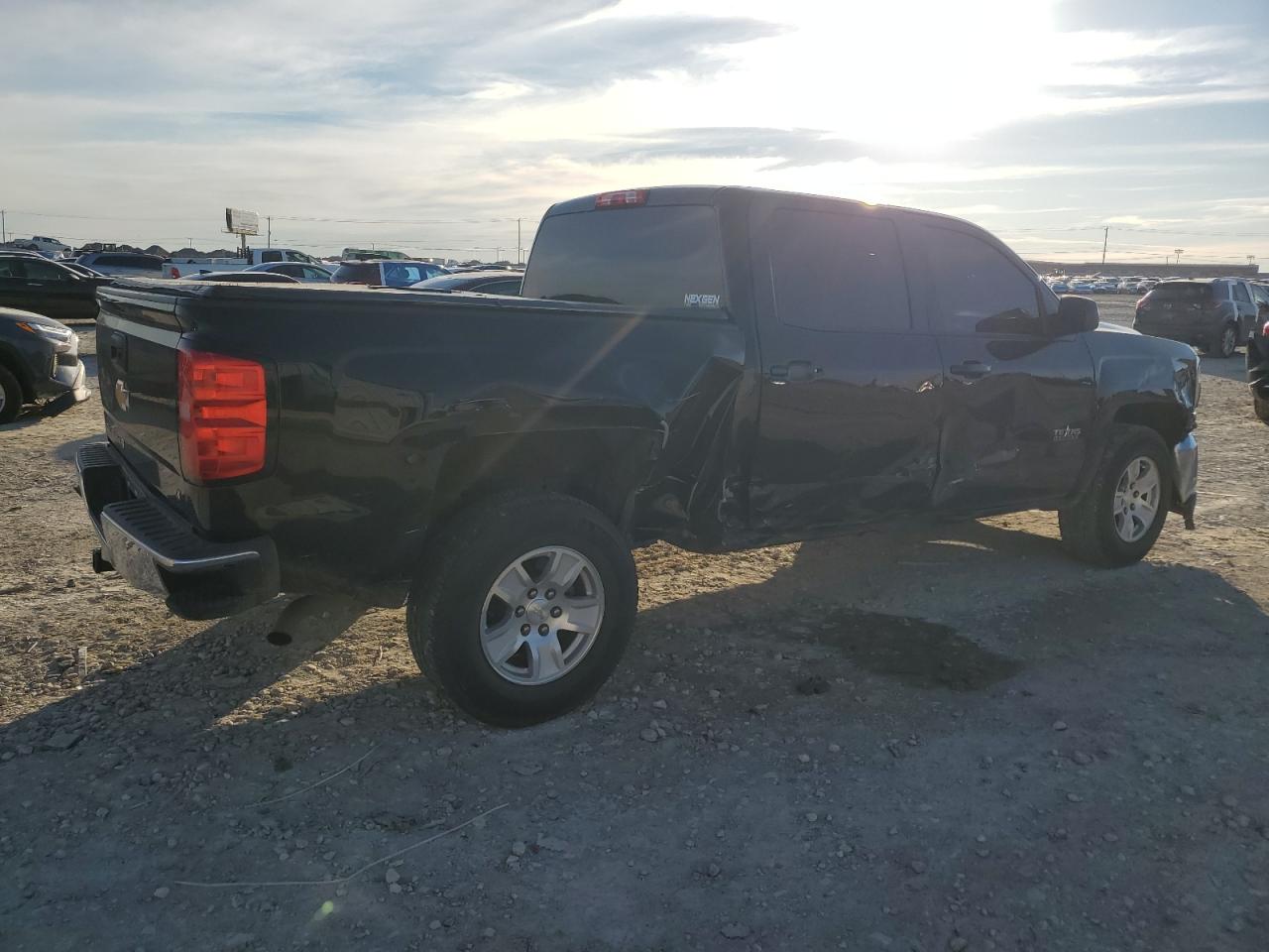 2018 Chevrolet Silverado - Image 3